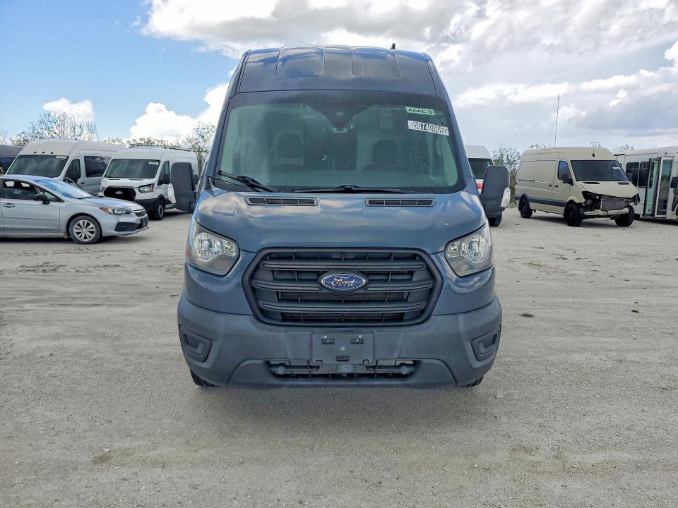 50740006 :رقم المزاد ، 1FTBR3X86LKB04867 vin ، 2020 Ford Transit مزاد بيع