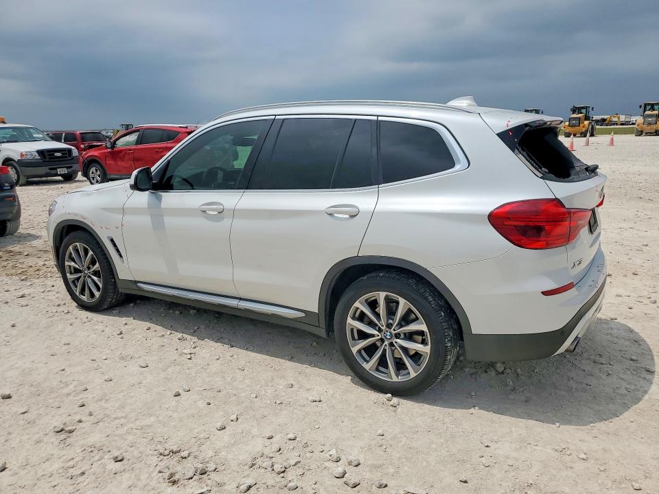 53052716 :رقم المزاد ، 5UXTR7C58KLF32067 vin ، 2019 Bmw X3 مزاد بيع