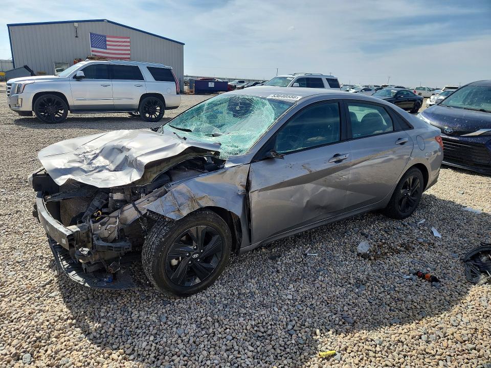2022 Hyundai Elantra მანქანა იყიდება აუქციონზე, vin: KMHLM4AG1NU224667, აუქციონის ნომერი: 53640556
