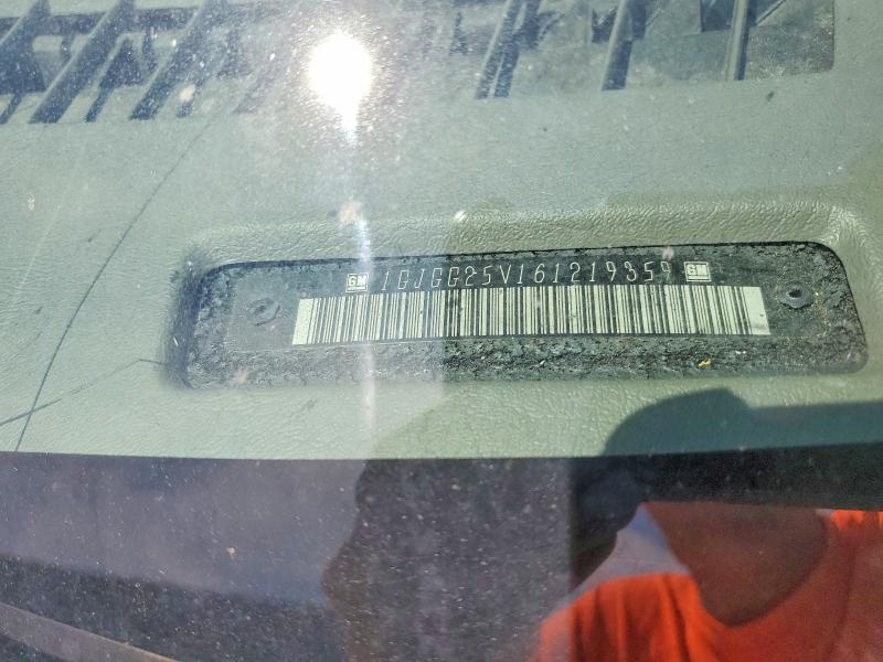 52354726 :رقم المزاد ، 1GJGG25V161219359 vin ، 2006 Gmc Savana مزاد بيع