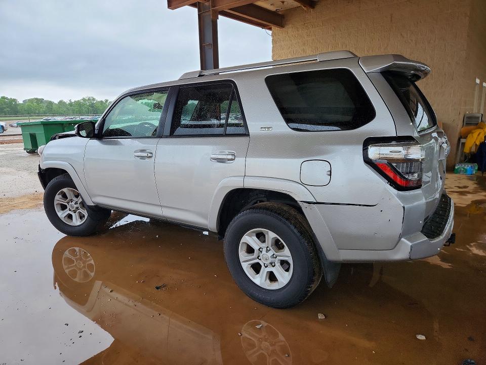 52585666 :رقم المزاد ، JTEZU5JRXJ5190654 vin ، 2018 Toyota 4runner مزاد بيع