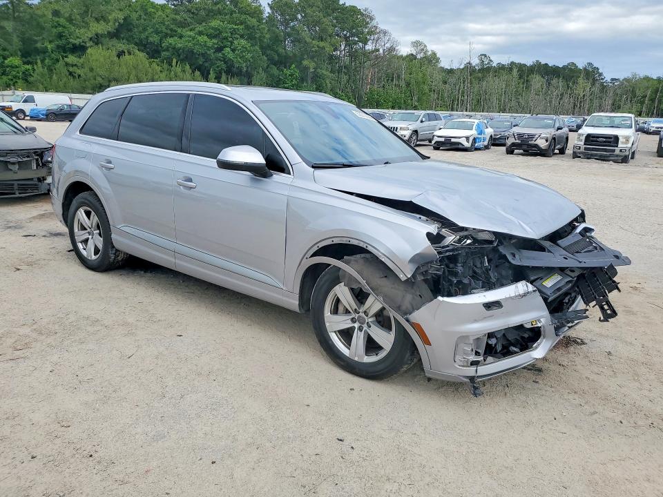 2018 Audi Q7 მანქანა იყიდება აუქციონზე, vin: WA1AHAF70JD035861, აუქციონის ნომერი: 53312056