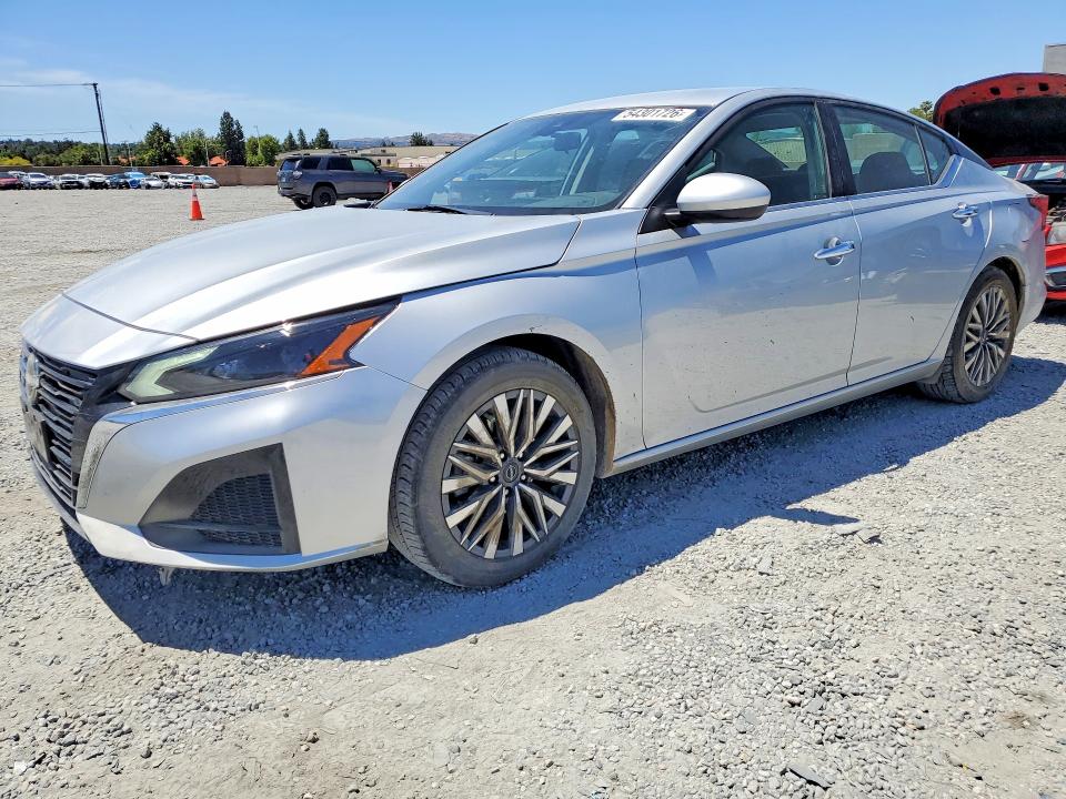 54301726 :رقم المزاد ، 1N4BL4DVXPN418713 vin ، 2023 Nissan Altima مزاد بيع