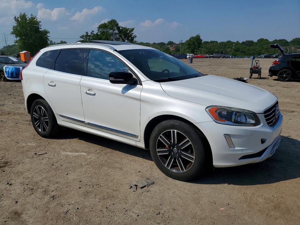 Продажа на аукционе авто 2017 Volvo Xc60, vin: YV440MDR7H2222680, номер лота: 53993166