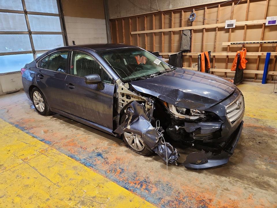 53920356 :رقم المزاد ، 4S3BNAC6XH3013851 vin ، 2017 Subaru Legacy مزاد بيع