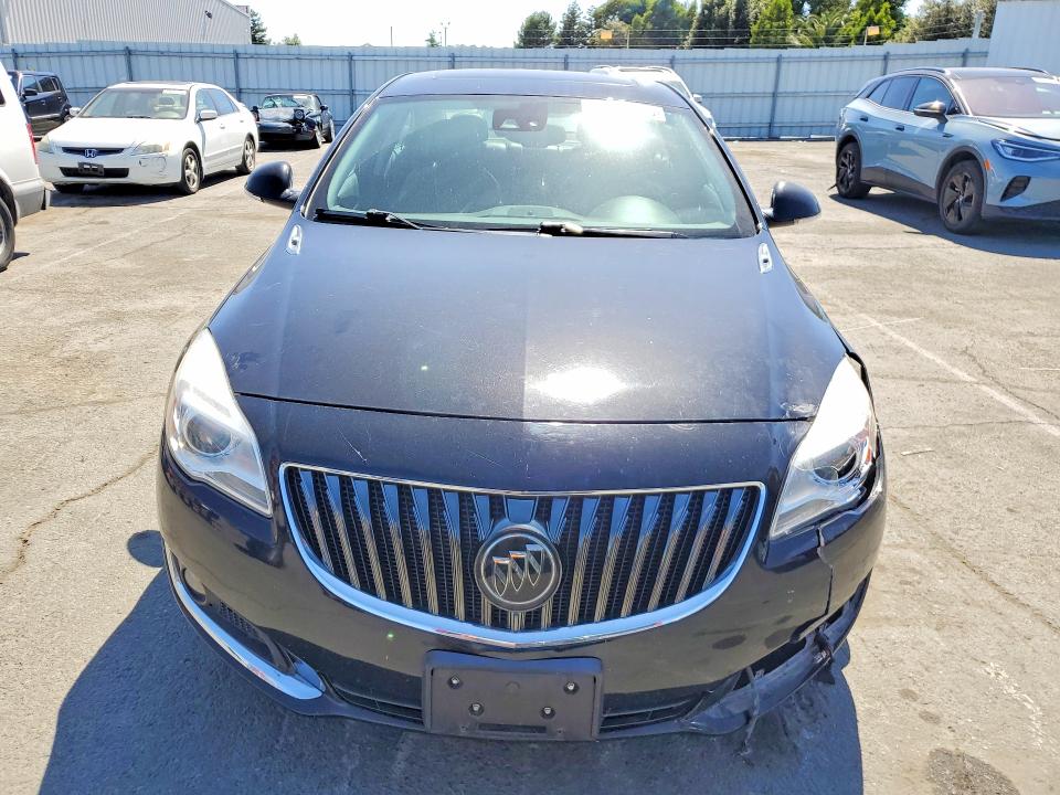 54120016 :رقم المزاد ، 2G4GR5GX0H9107308 vin ، 2017 Buick Regal مزاد بيع