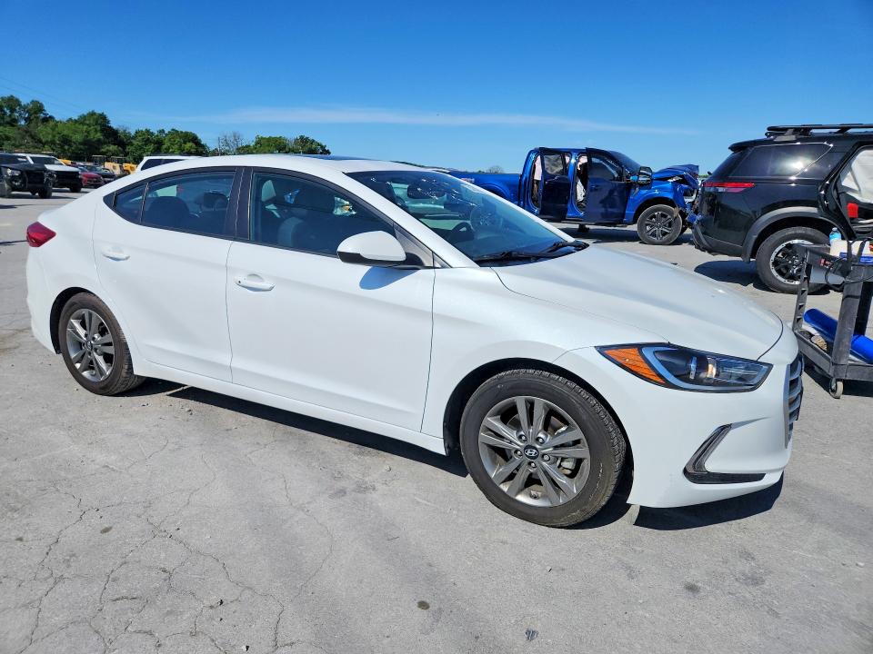 2017 Hyundai Elantra მანქანა იყიდება აუქციონზე, vin: 5NPD84LF6HH163526, აუქციონის ნომერი: 53610666