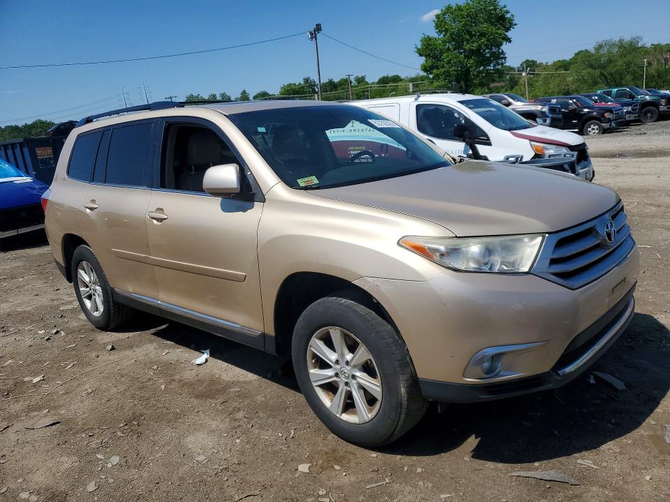 2011 Toyota Highlander მანქანა იყიდება აუქციონზე, vin: 5TDBK3EH4BS057532, აუქციონის ნომერი: 52752326
