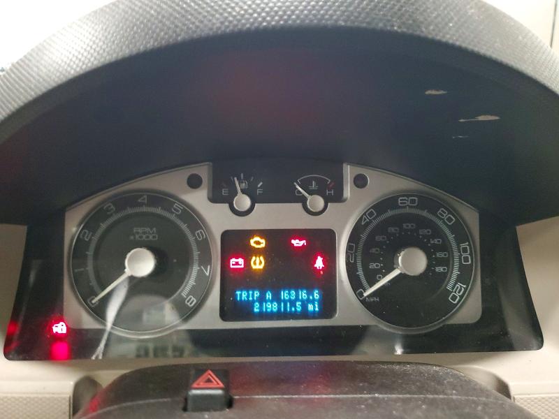 52478576 :رقم المزاد ، 4M2CU97108KJ49572 vin ، 2008 Mercury Mariner مزاد بيع