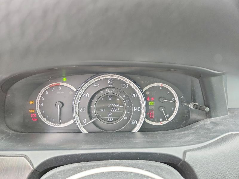 54230636 :رقم المزاد ، 1HGCR2F72FA049045 vin ، 2015 Honda Accord مزاد بيع