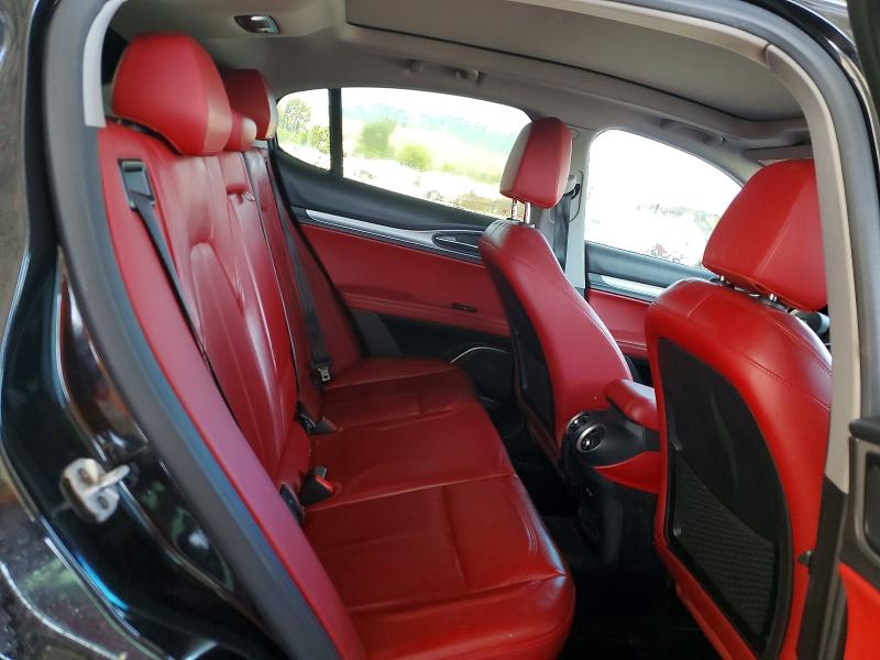 52088936 :رقم المزاد ، ZASPAJAN2K7C38879 vin ، 2019 Alfa Romeo Stelvio مزاد بيع