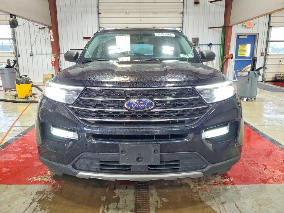Продажа на аукционе авто 2022 Ford Explorer, vin: 1FMSK8DH1NGC38452, номер лота: 50491486