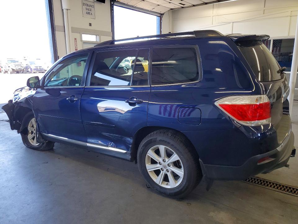 51911676 :رقم المزاد ، 5TDBK3EH4DS230047 vin ، 2013 Toyota Highlander مزاد بيع