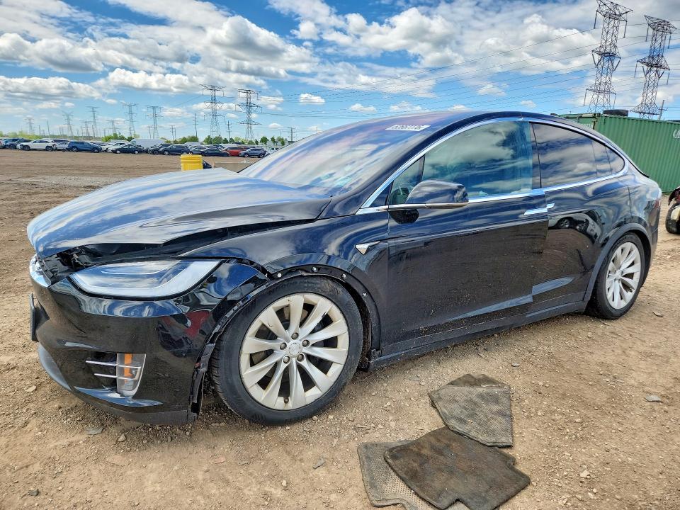 52667776 :رقم المزاد ، 5YJXCAE20JF120762 vin ، 2018 Tesla Model X مزاد بيع