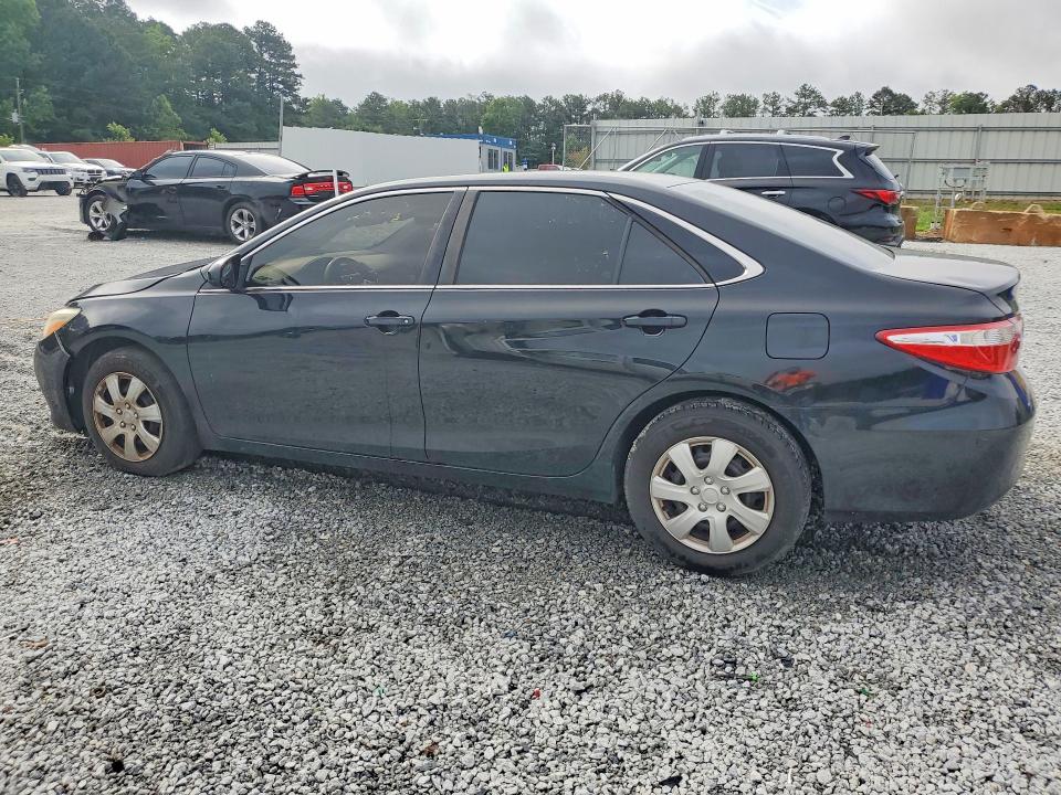 54878376 :رقم المزاد ، 4T1BF1FK7HU423633 vin ، 2017 Toyota Camry مزاد بيع
