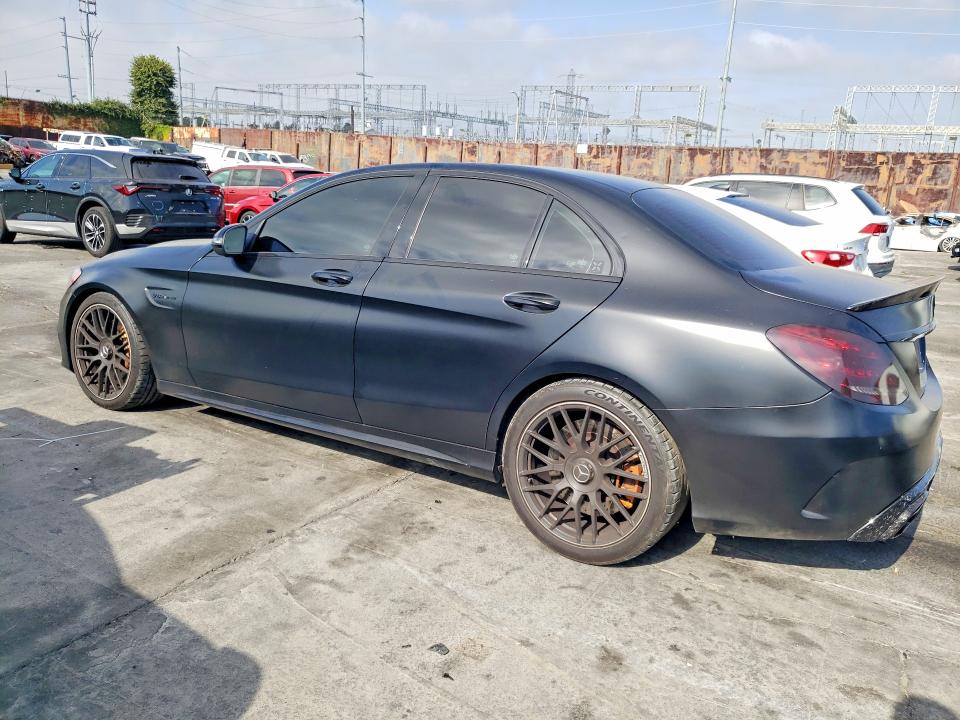 2017 Mercedes-benz C მანქანა იყიდება აუქციონზე, vin: 55SWF8GB0HU209765, აუქციონის ნომერი: 54657356