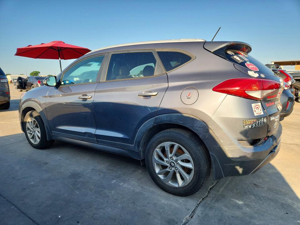 55443626 :رقم المزاد ، KM8J33A25GU187246 vin ، 2016 Hyundai Tucson مزاد بيع