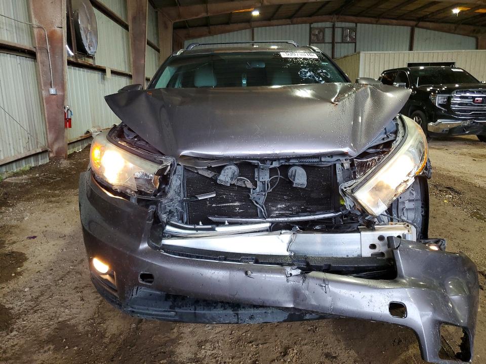 53979016 :رقم المزاد ، 5TDKKRFH2FS099673 vin ، 2015 Toyota Highlander مزاد بيع
