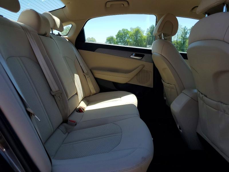 52580216 :رقم المزاد ، 5NPE24AF5HH555731 vin ، 2017 Hyundai Sonata مزاد بيع