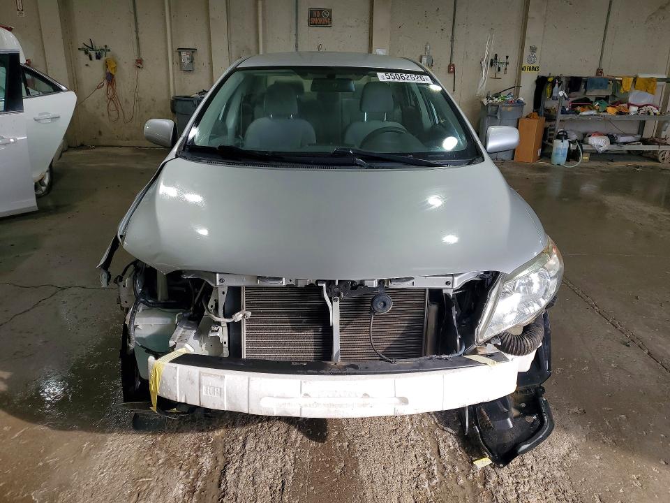 55062526 :رقم المزاد ، JTDBU4EE6AJ065987 vin ، 2010 Toyota Corolla مزاد بيع