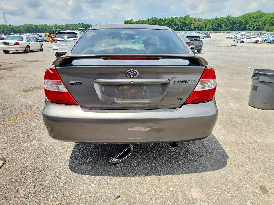 2004 Toyota Camry მანქანა იყიდება აუქციონზე, vin: 4T1BA32K34U015057, აუქციონის ნომერი: 55064316
