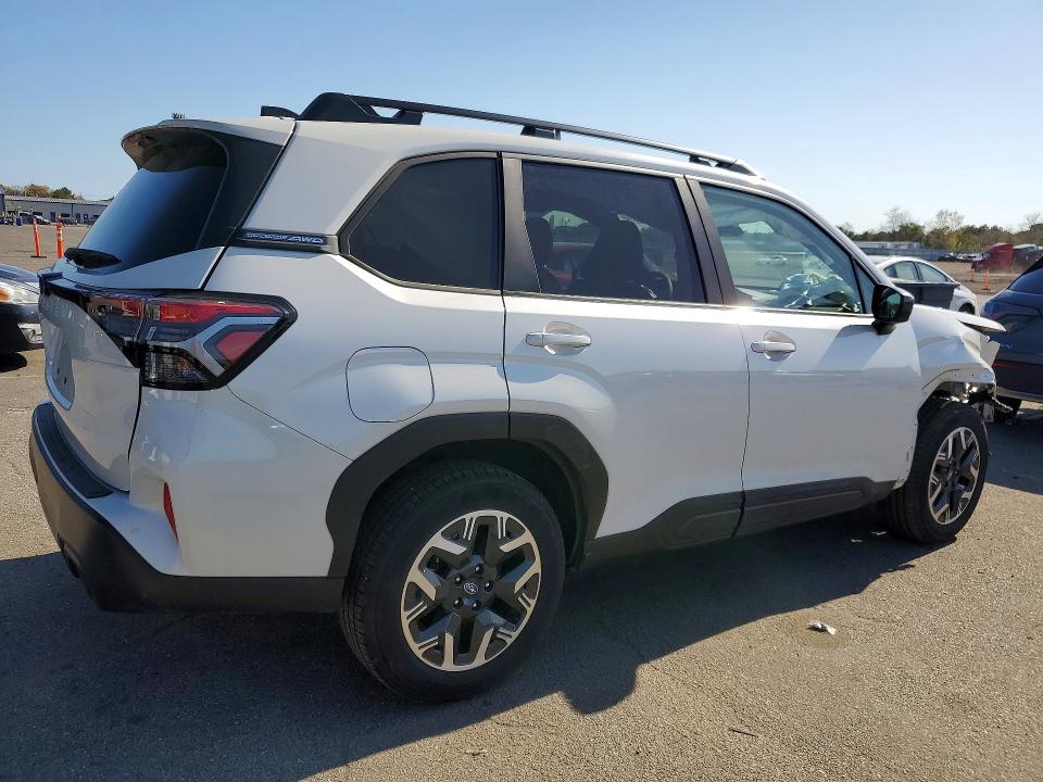 2025 Subaru Forester მანქანა იყიდება აუქციონზე, vin: JF2SLDDC1SH560711, აუქციონის ნომერი: 52042406