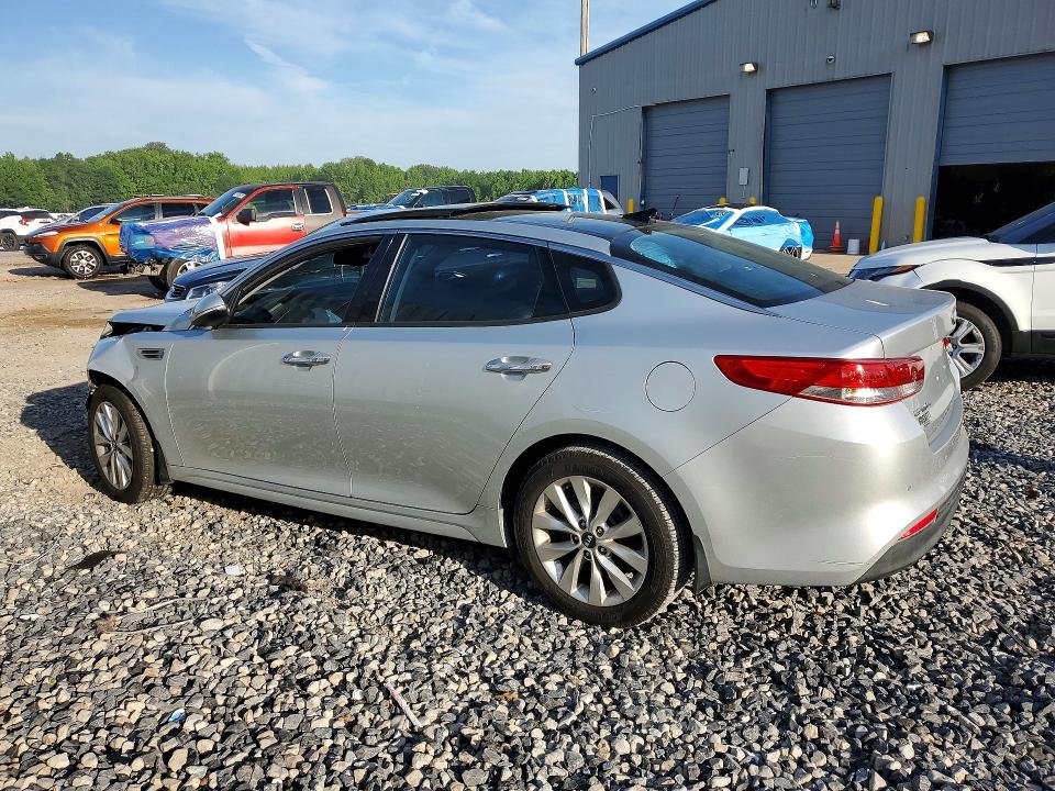 Продажа на аукционе авто 2018 Kia Optima, vin: 5XXGU4L31JG188284, номер лота: 51620786