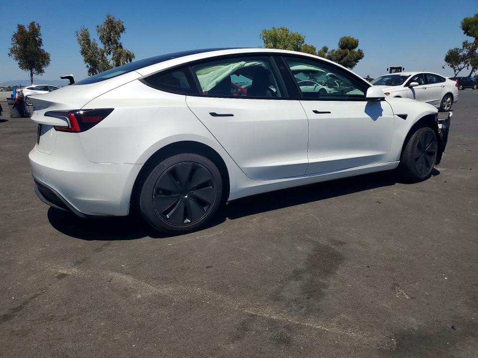 2025 Tesla Model 3 მანქანა იყიდება აუქციონზე, vin: 5YJ3E1EAXSF034912, აუქციონის ნომერი: 54273526
