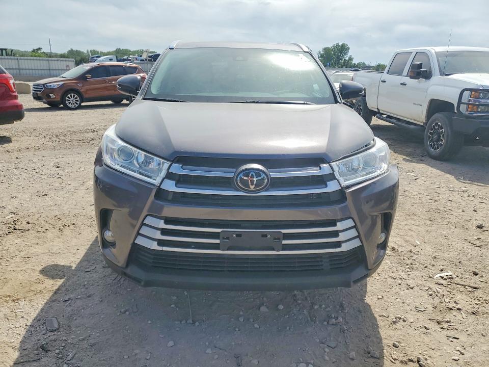 Aukcja sprzedaży 2018 Toyota Highlander, vin: 5TDJZRFH6JS529673, numer aukcji: 52069126
