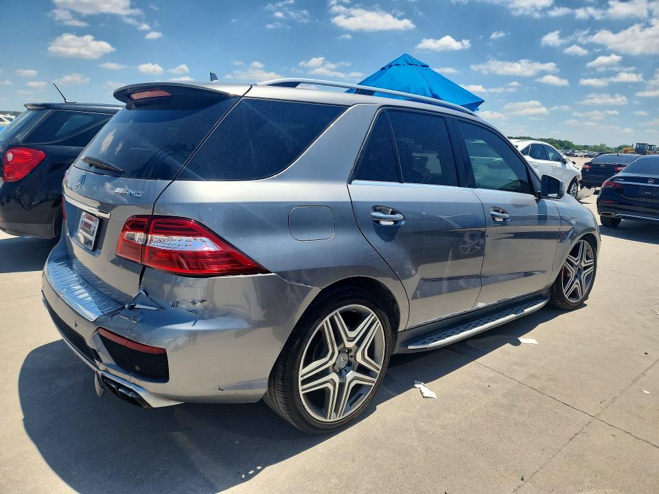 53121156 :رقم المزاد ، 4JGDA7EB0EA283479 vin ، 2014 Mercedes-benz Ml مزاد بيع