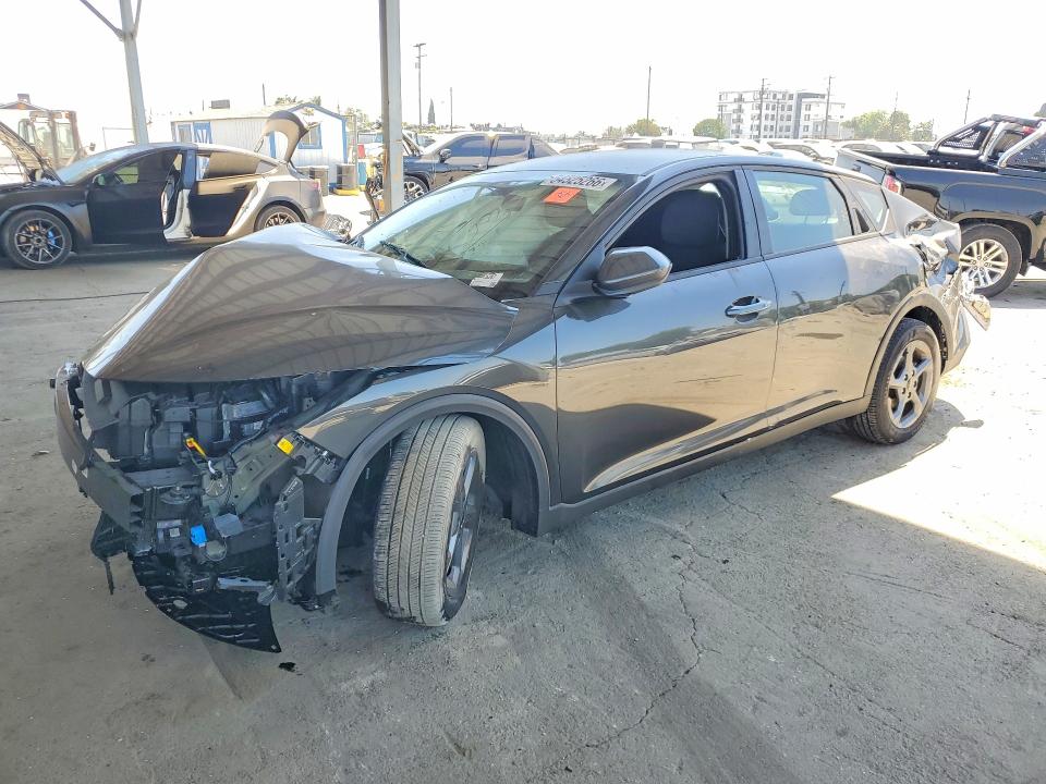 2025 Kia K4 მანქანა იყიდება აუქციონზე, vin: 3KPFT4DE6SE166287, აუქციონის ნომერი: 54525266