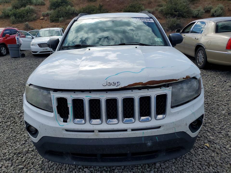 53892866 :رقم المزاد ، 1C4NJCBB8GD506570 vin ، 2016 Jeep Compass مزاد بيع