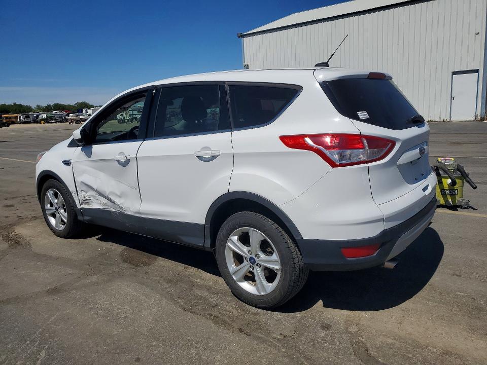 53660846 :رقم المزاد ، 1FMCU0GX8FUA68273 vin ، 2015 Ford Escape مزاد بيع