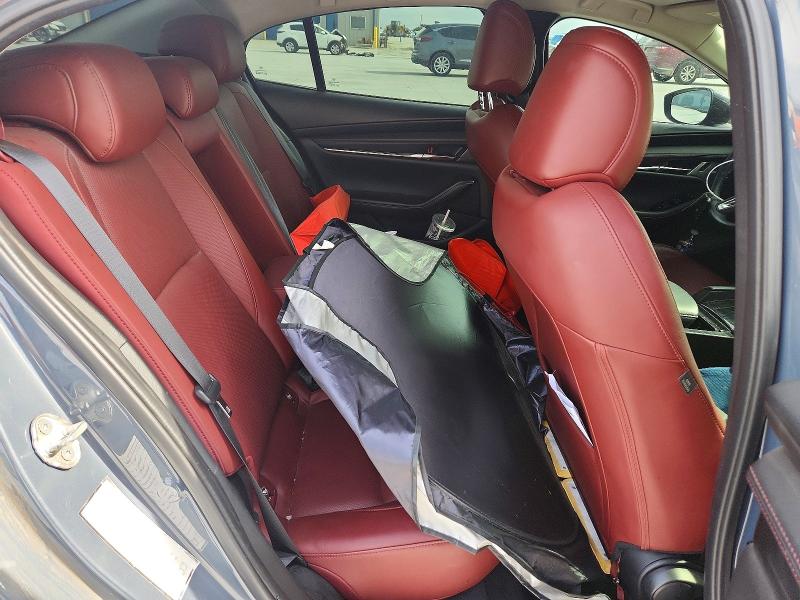 Продажа на аукционе авто 2023 Mazda 3, vin: 3MZBPBCM7PM358523, номер лота: 52472626