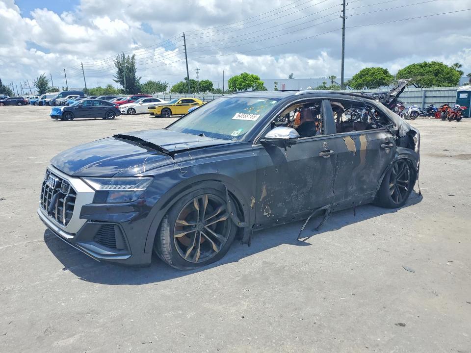 54669156 :رقم المزاد ، WA1CWBF17MD040771 vin ، 2021 Audi Sq8 مزاد بيع