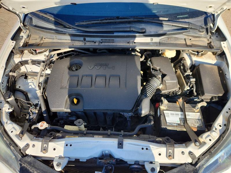 52185256 :رقم المزاد ، 5YFBURHE0JP749826 vin ، 2018 Toyota Corolla مزاد بيع