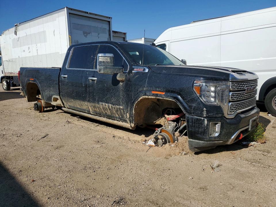 74902215 :رقم المزاد ، 1GT49REY8NF331455 vin ، 2022 Gmc Sierra K2500 Denali مزاد بيع