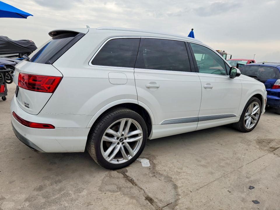 53929856 :رقم المزاد ، WA1VAAF78HD048017 vin ، 2017 Audi Q7 مزاد بيع