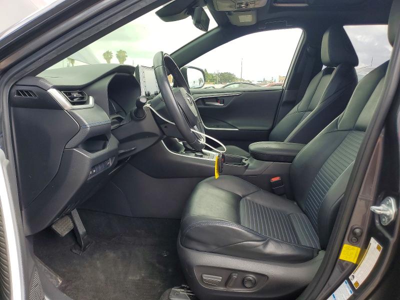 Продаж на аукціоні авто 2020 Toyota Rav4, vin: JTMEWRFVXLJ047532, номер лоту: 53850336