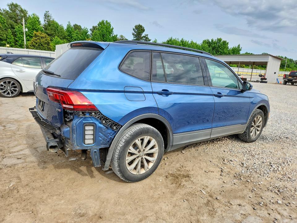 2018 Volkswagen Tiguan მანქანა იყიდება აუქციონზე, vin: 3VV1B7AX2JM059568, აუქციონის ნომერი: 54112206