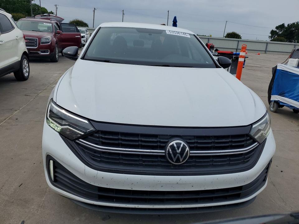 53536146 :رقم المزاد ، 3VWBM7BU0NM026962 vin ، 2022 Volkswagen Jetta مزاد بيع