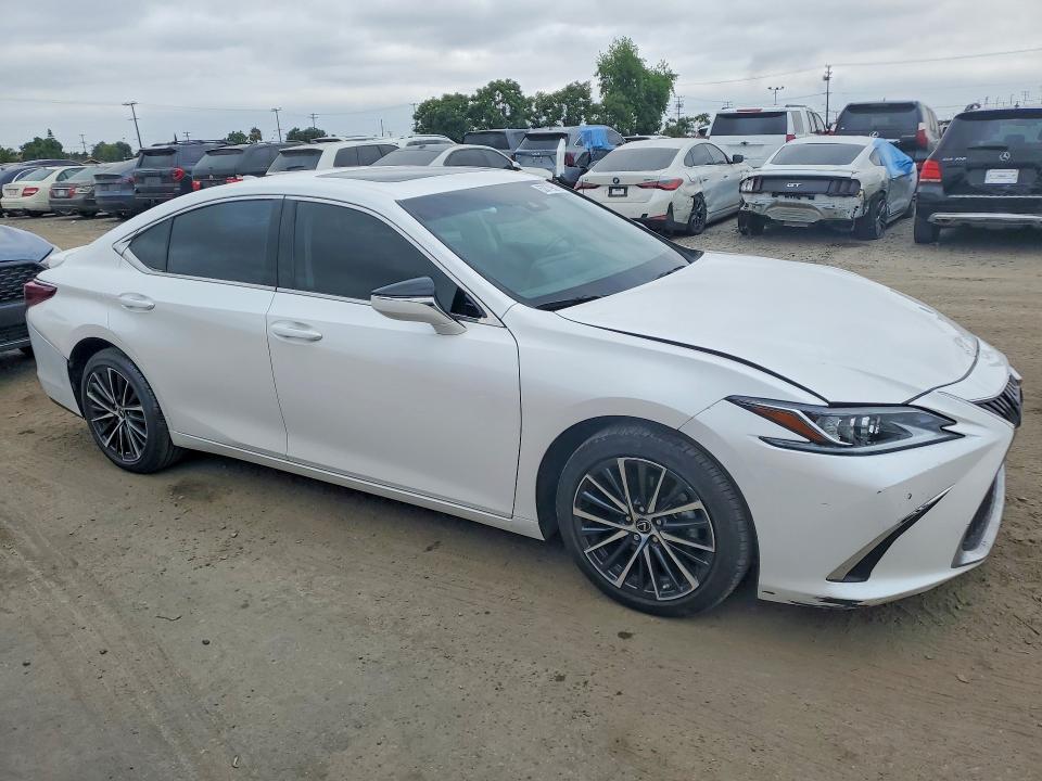 Продажа на аукционе авто 2024 Lexus Es 300h, vin: 58ADA1C16RU048203, номер лота: 53779616