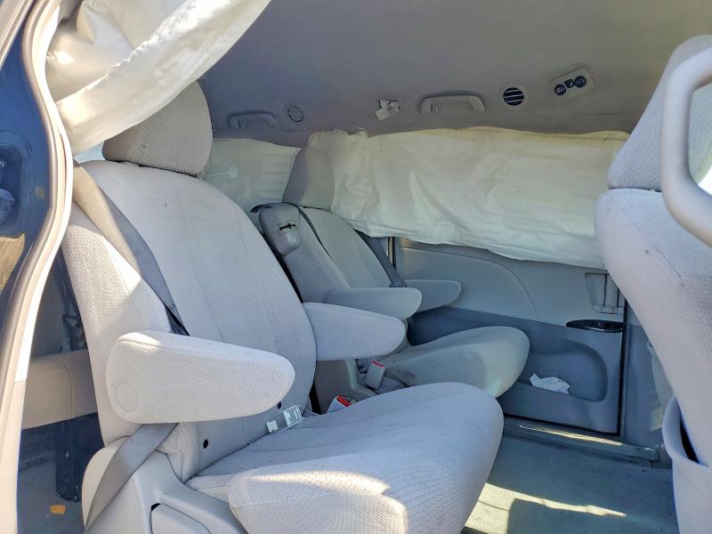 54724836 :رقم المزاد ، 5TDKK3DCXCS207392 vin ، 2012 Toyota Sienna مزاد بيع