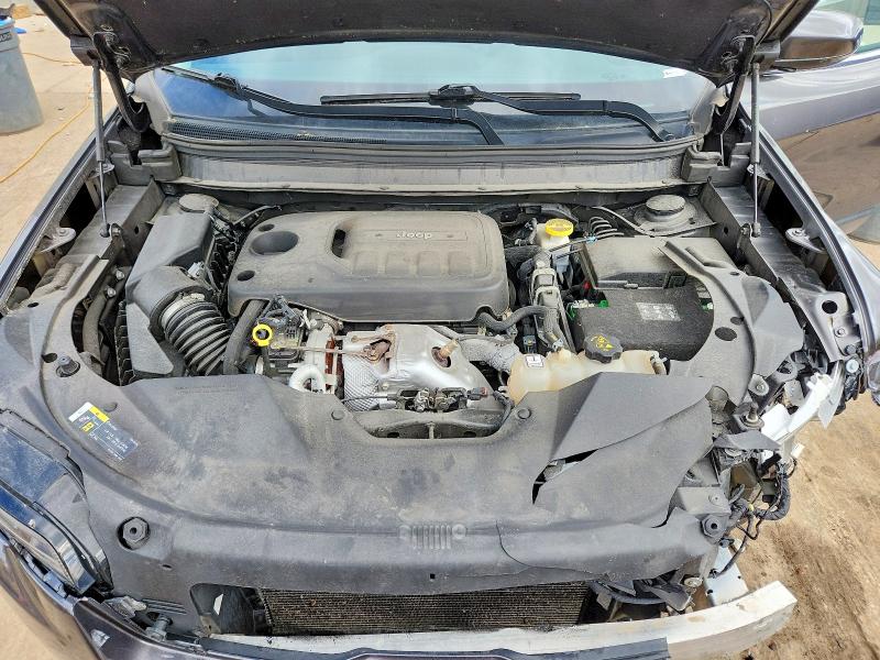 53136096 :رقم المزاد ، 1C4PJMMN5MD172192 vin ، 2021 Jeep Cherokee مزاد بيع
