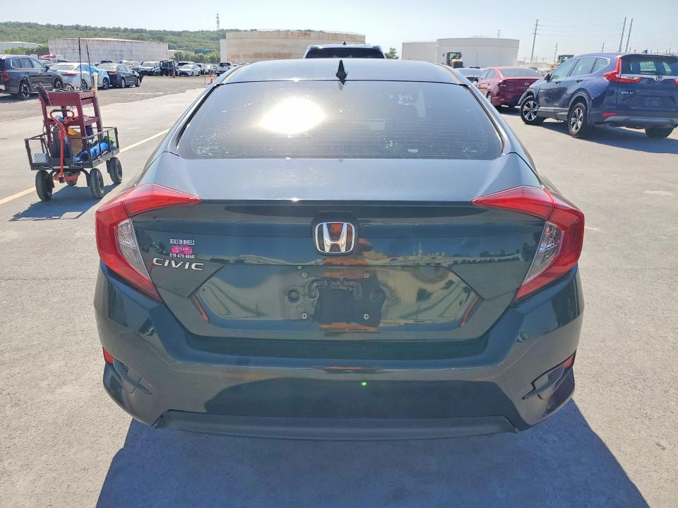 Продажа на аукционе авто 2017 Honda Civic, vin: 19XFC2F75HE006414, номер лота: 53608596