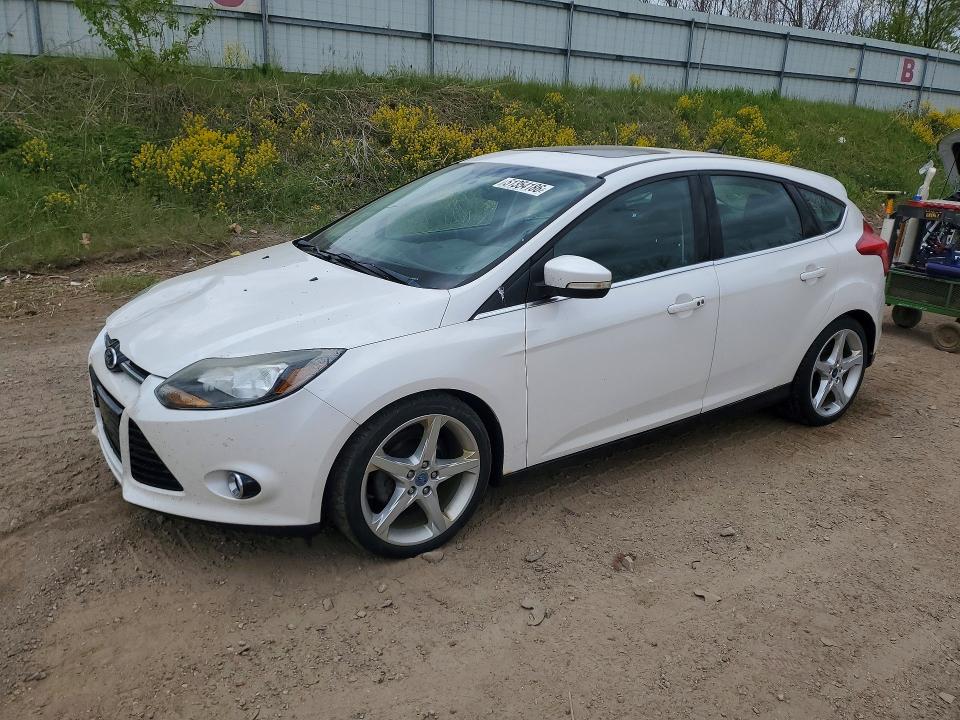2013 Ford Focus მანქანა იყიდება აუქციონზე, vin: 1FADP3N25DL131072, აუქციონის ნომერი: 51354186