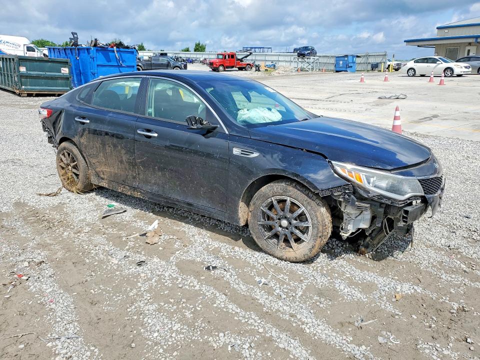 2017 Kia Optima მანქანა იყიდება აუქციონზე, vin: 5XXGT4L31HG144928, აუქციონის ნომერი: 55116546
