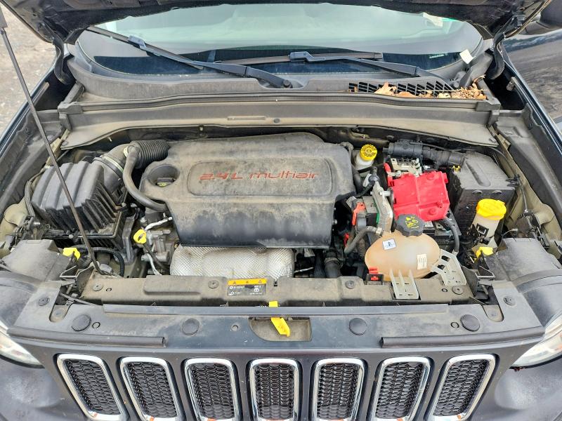 2018 Jeep Renegade მანქანა იყიდება აუქციონზე, vin: ZACCJBAB4JPJ31950, აუქციონის ნომერი: 52557576