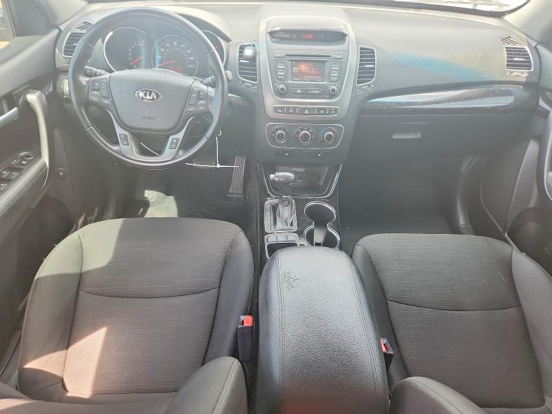 54651796 :رقم المزاد ، 5XYKT4A68FG564962 vin ، 2015 Kia Sorento مزاد بيع