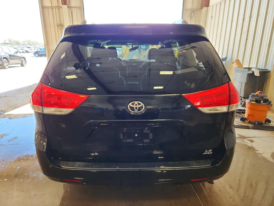 Продаж на аукціоні авто 2013 Toyota Sienna, vin: 5TDJK3DC4DS070222, номер лоту: 52321696